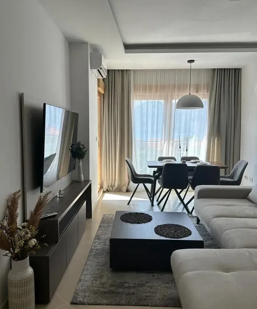 Sale, one bedroom apartment, 53m², Dobrota, Kotor