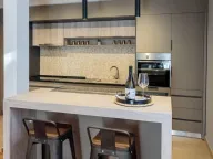 Rent, three bedroom apartment, 150m², Tivat, Crna Gora - image 6