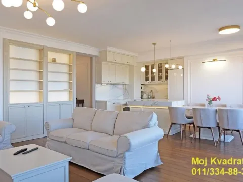 Sale, four bedroom apartment, 130m², Lion, Zvezdara Sve Podlokacije