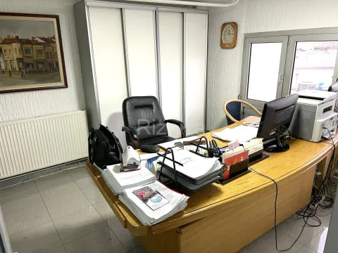 Sale, office space, 109m², Niš, Srbija - image 3
