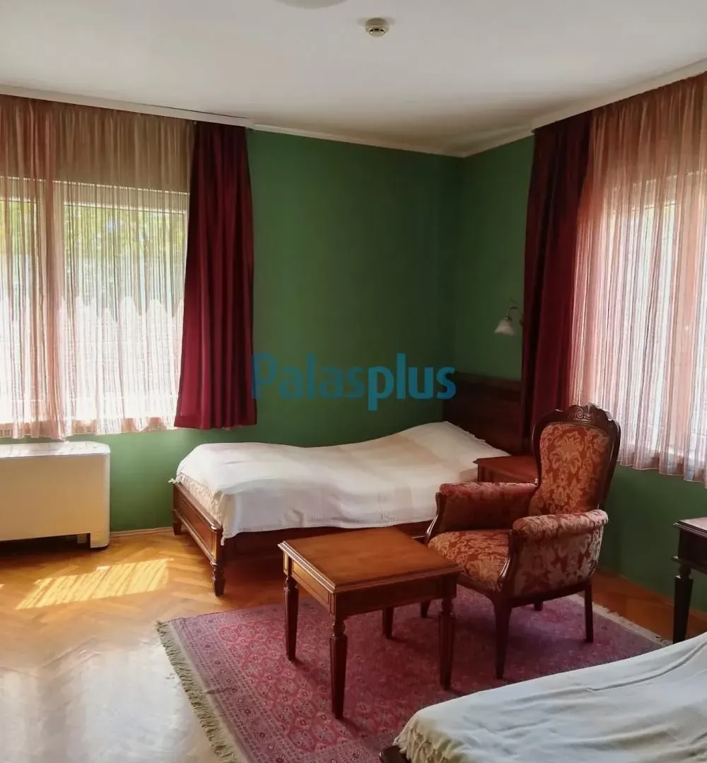 Prodaja, ugostiteljski objekat, 589m², Centar, Kragujevac