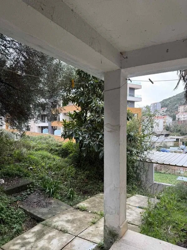 Sale, studio apartment, 24m², Bijeli Do, Budva