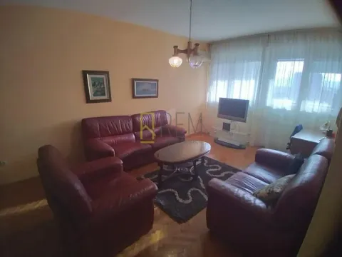 Prodaja, trosoban stan, 108m2, Tuški Put, Podgorica Prodaja, trosoban stan, 108m2, Tuški Put, Podgorica