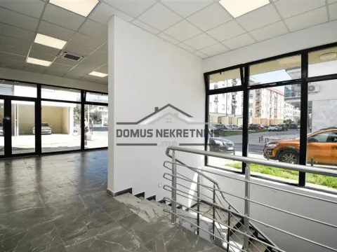 Rent, office space, 180m², Dalmatinska ulica, Podgorica - image 6