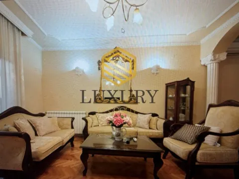 Rent, house, 200m², Donja Gorica, Podgorica - image 11