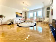 Sale, house, 257m², Filmski Grad, Beograd - image 2