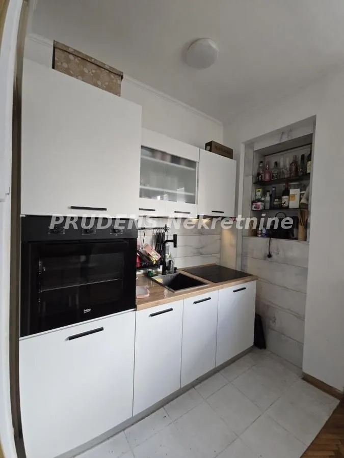 Sale, two bedroom apartment, 66m², Obilićev Venac, Beograd