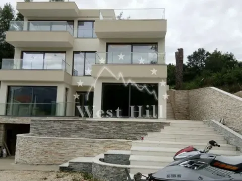 Prodaja, kuća, 470m², Tivat, Crna Gora - image 2