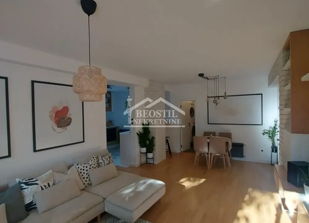 Sale, three bedroom apartment, 74m², Višnjička Banja, Palilula Sve Podlokacije