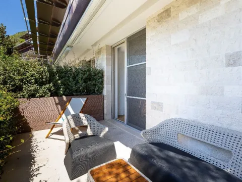 Prodaja, jednosoban stan, 97m², Budva, Crna Gora - image 12