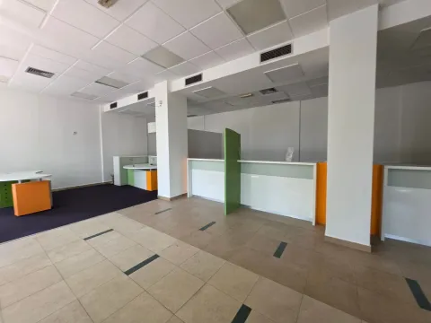 Rent, office space, 200m², Podgorica, Crna Gora - image 2