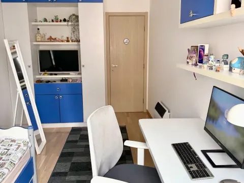 Prodaja, trosoban stan, 72m², City Kvart, Podgorica - image 8