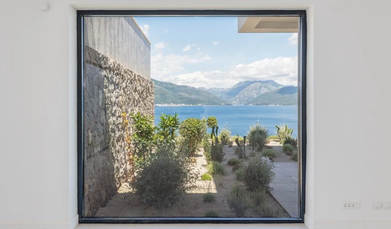 Prodaja, kuća, 328m², Krašići, Tivat