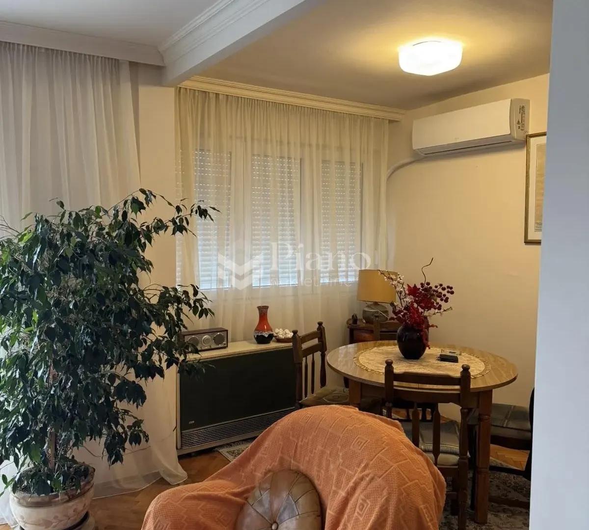 Rent, two bedroom apartment, 76m², Centar, Podgorica
