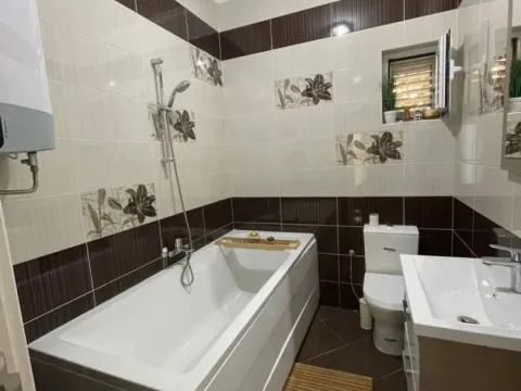 Rent, two bedroom apartment, 100m², Donja Lastva, Tivat - image 8
