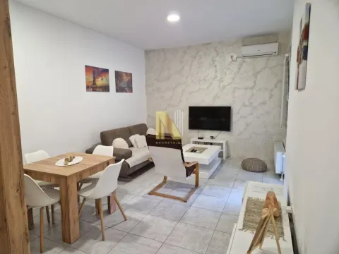 Prodaja, dvosoban stan, 41m², Salajka, Novi Sad Sve Podlokacije - image 1