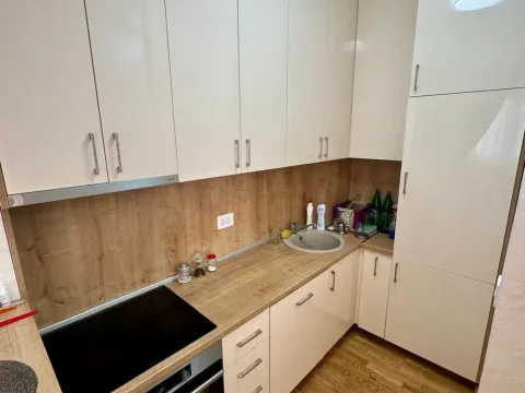 Sale, two bedroom apartment, 59m², Bečići, Budva - image 5