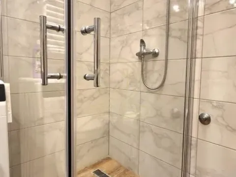 Izdavanje, jednosoban stan, 37m², Stari Grad, Beograd - image 13