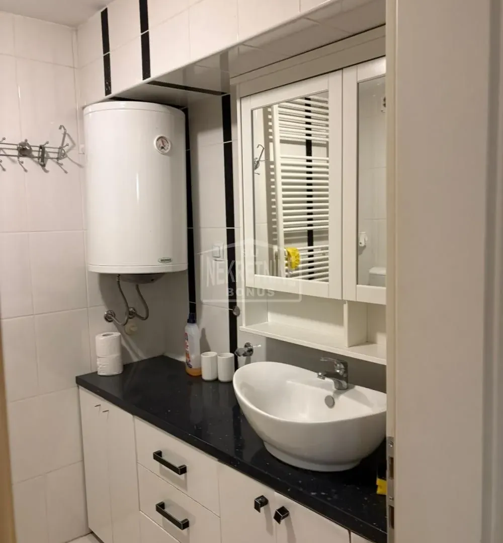 Prodaja, dvosoban stan, 58m², Kertvaroš, Subotica