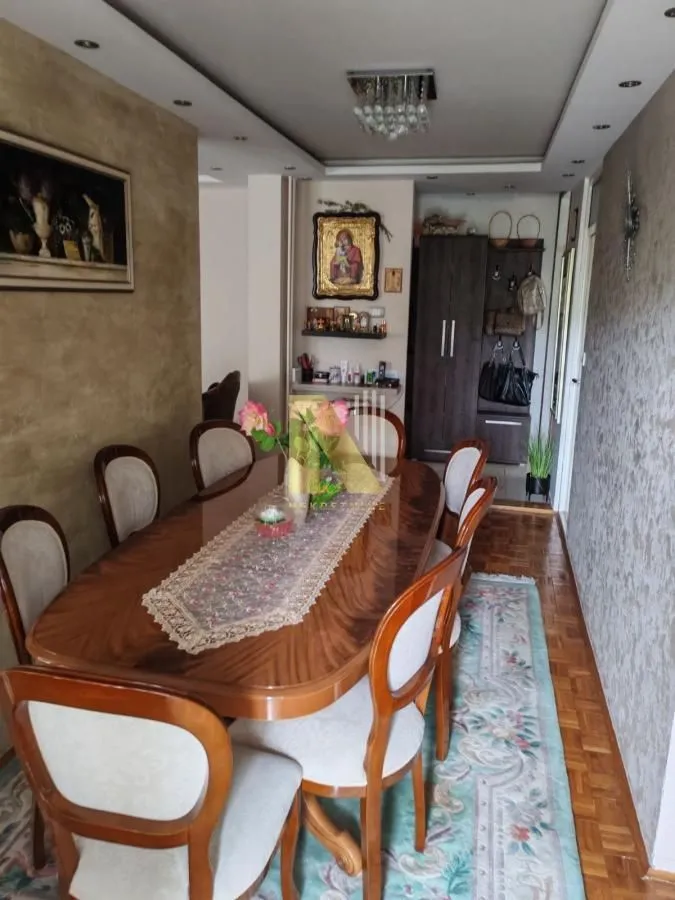 Prodaja, četvorosoban stan, 86m², Petrovaradin, Novi Sad