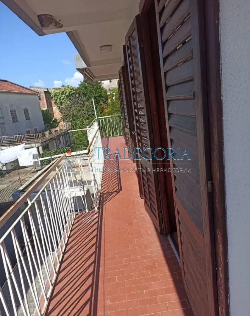 Prodaja, dvosoban stan, 72m², Bar, Crna Gora
