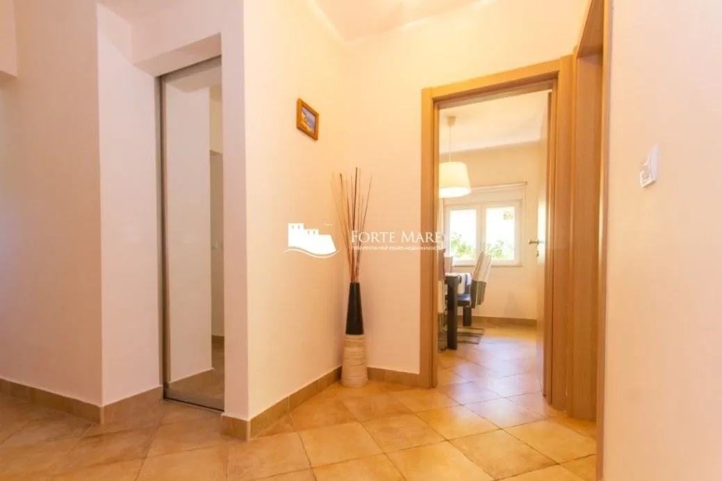 Sale, house, 200m², Đenovići, Herceg Novi