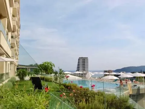 Rent, two bedroom apartment, 66m², Bečići, Budva - image 11