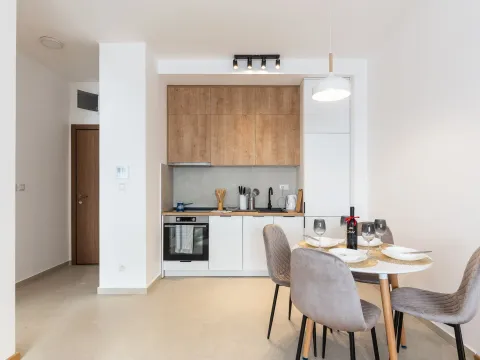 Rent, one bedroom apartment, 42m², Bečići, Budva - image 6