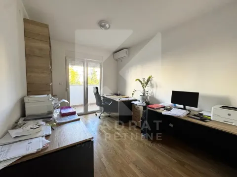 Prodaja, jednosoban stan, 45m², Stari Aerodrom, Podgorica - image 5