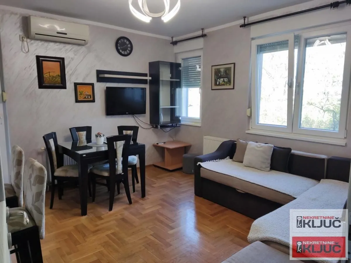 Izdavanje, trosoban stan, 55m², Novo naselje, Novi Sad