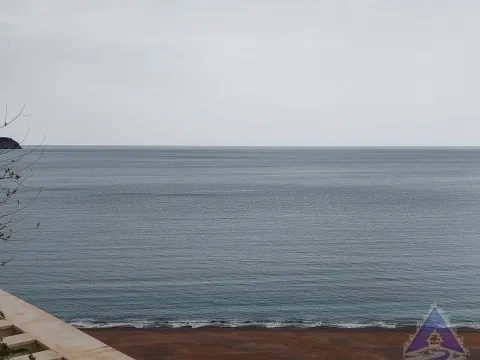 Sale, one bedroom apartment, 71m², Rafailovići, Budva - image 1