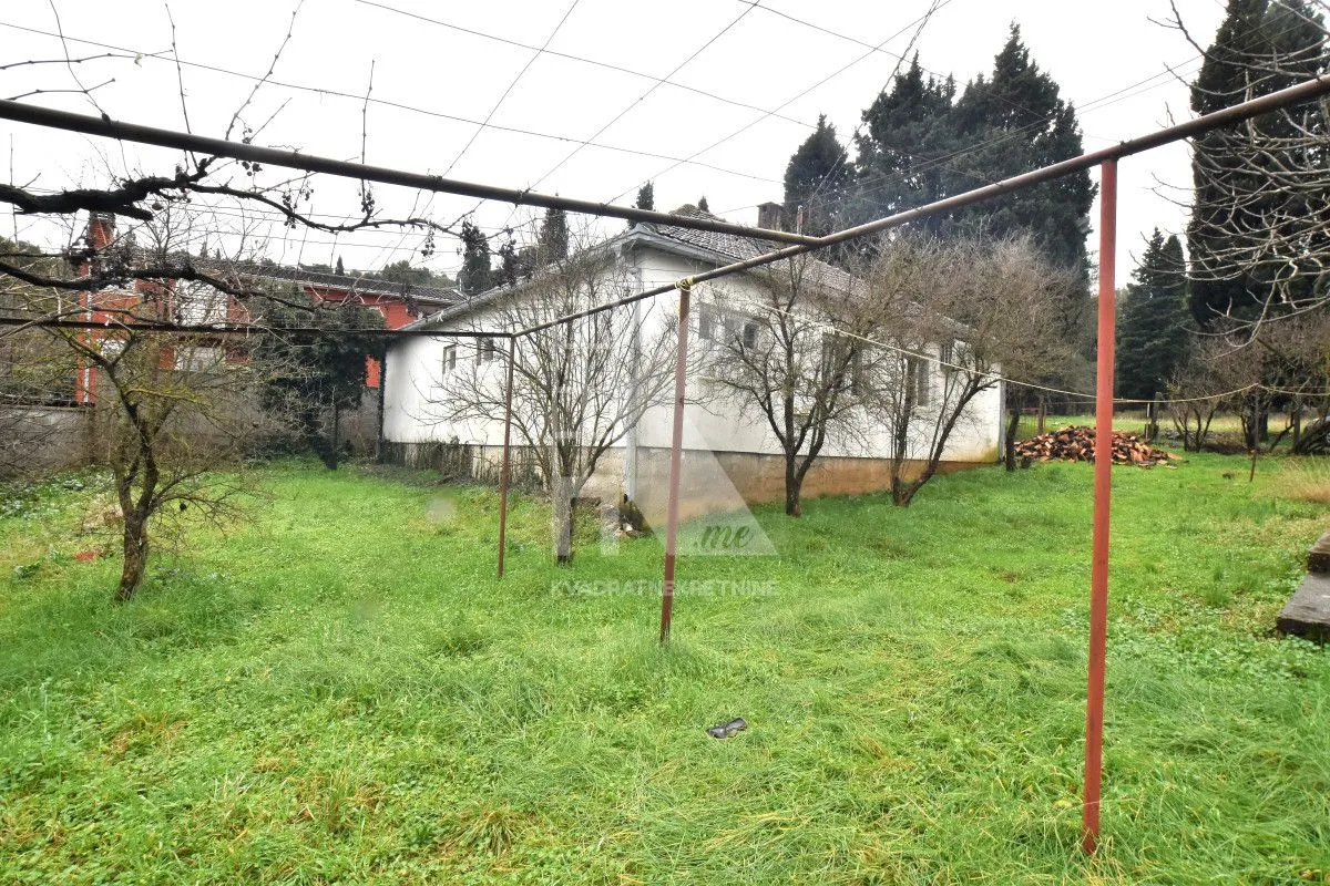 Prodaja, plac, 1400m², Zagorič, Podgorica