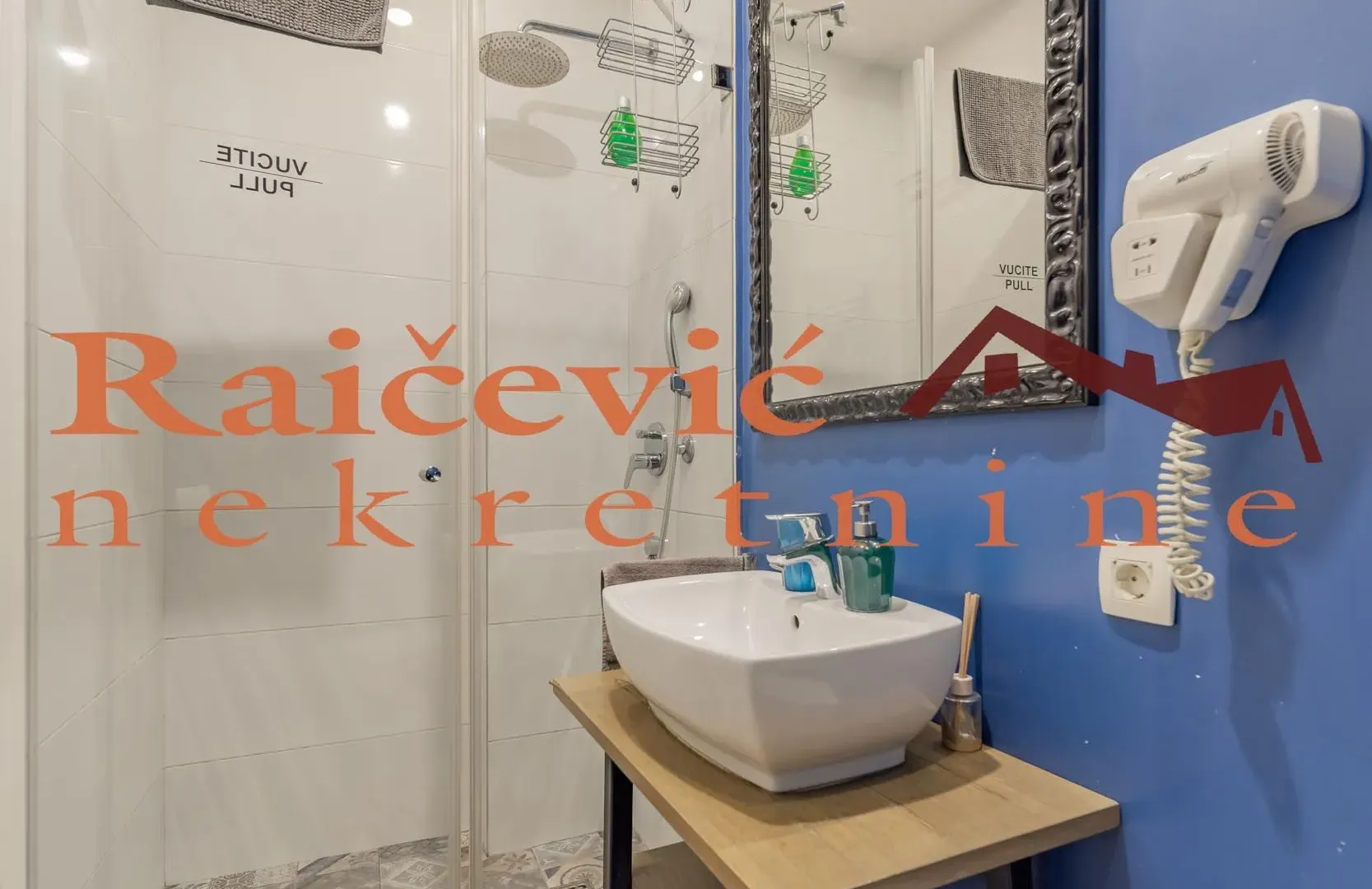 Prodaja, trosoban stan, 73m², Stari Grad, Beograd