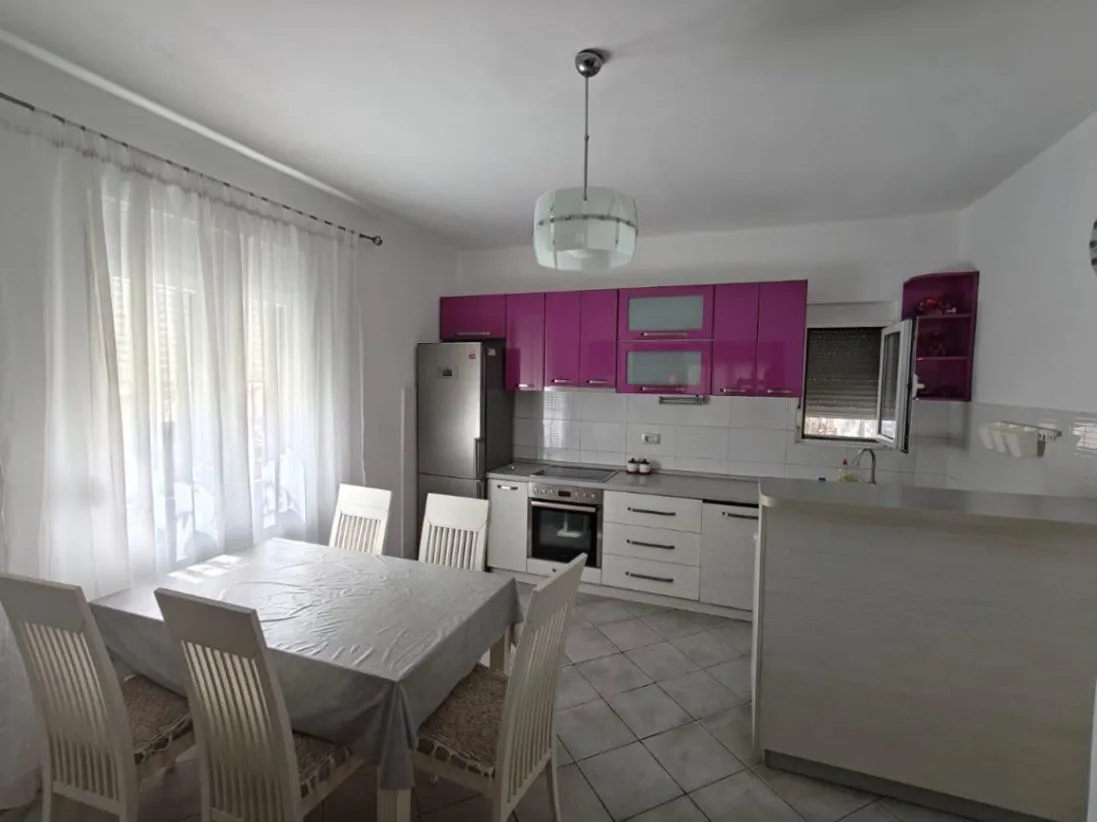 Rent, two bedroom apartment, 90m², Stari Aerodrom, Podgorica