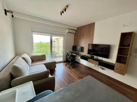 Izdavanje, jednosoban stan, 40m², Seljanovo, Tivat