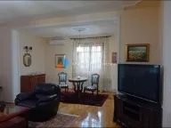 Izdavanje, kuća, 330m², Savski Venac, Beograd - image 3