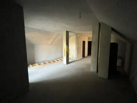 Prodaja, kuća, 209m², Petrovaradin, Novi Sad - image 11