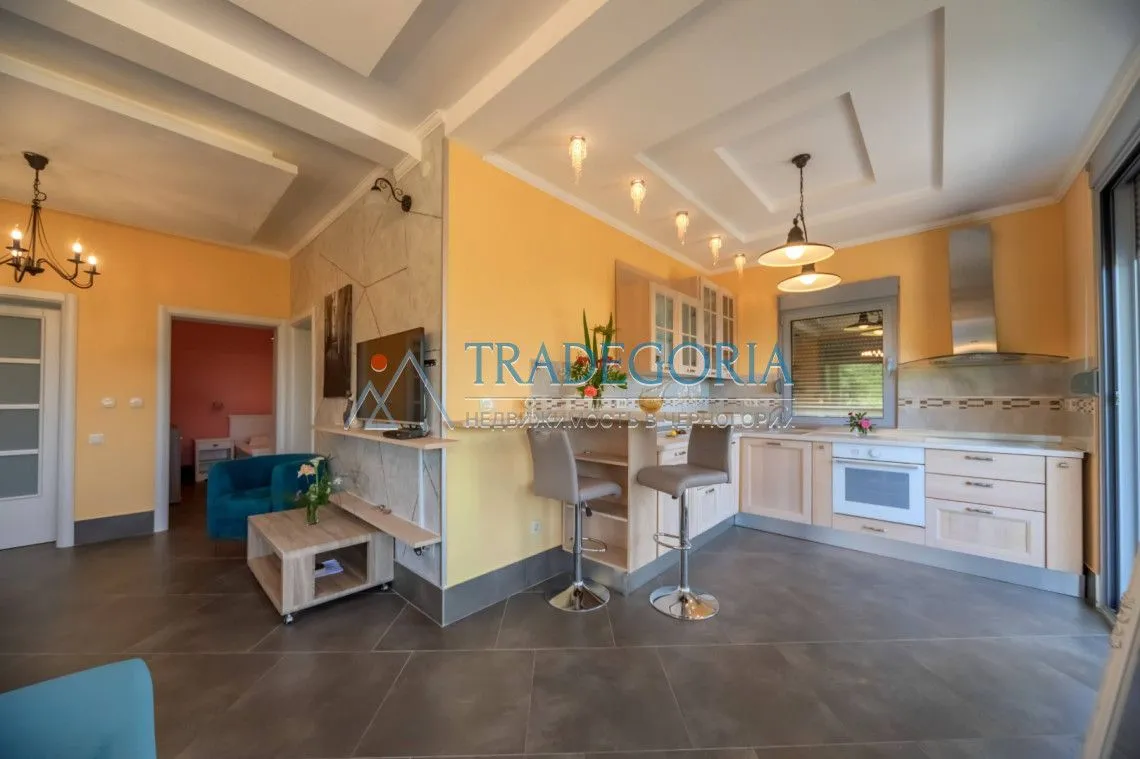 Prodaja, kuća, 247m², Buljarica, Budva