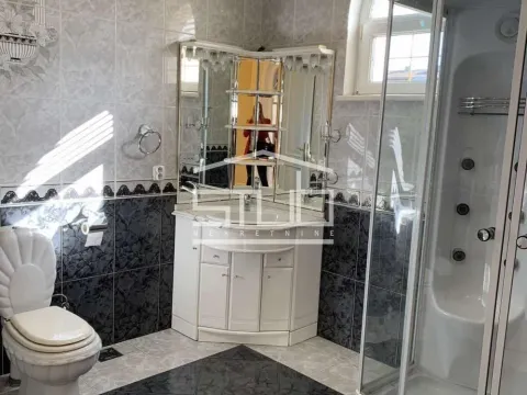 Izdavanje, kuća, 480m², Stari Grad, Beograd - image 16