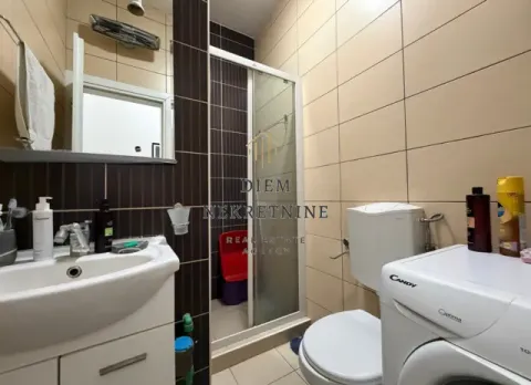 Rent, two bedroom apartment, 68m², Centar, Podgorica - image 9