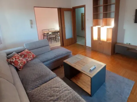 Izdavanje, jednosoban stan, 51m², Zabjelo, Podgorica - image 1