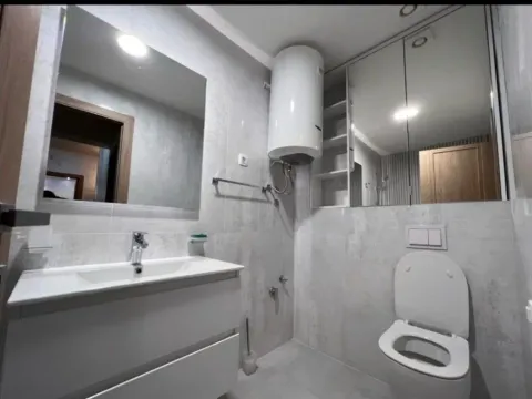 Izdavanje, dvosoban stan, 72m², Master Kvart, Podgorica - image 5