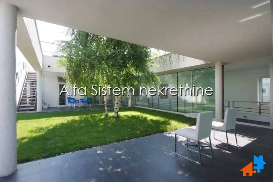 Izdavanje, kuća, 560m², Veliki Mokri Lug, Zvezdara Sve Podlokacije