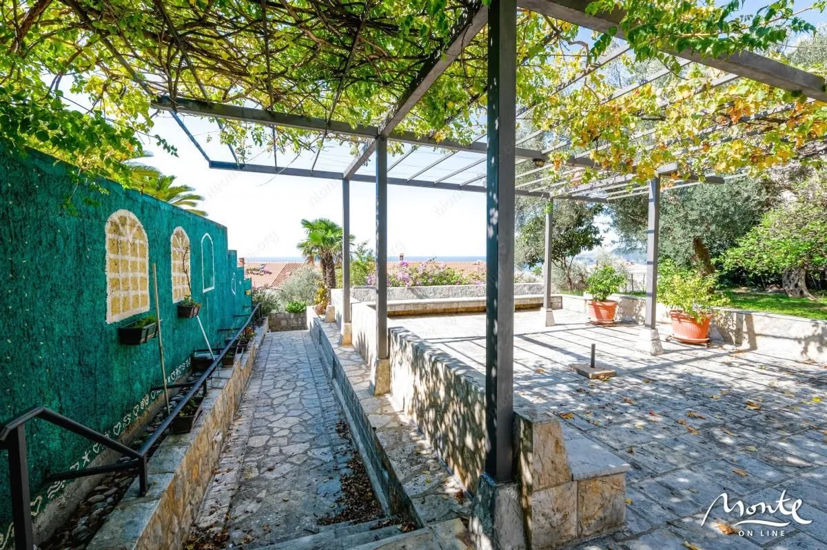 Sale, house, 375m², Sveti Stefan, Budva