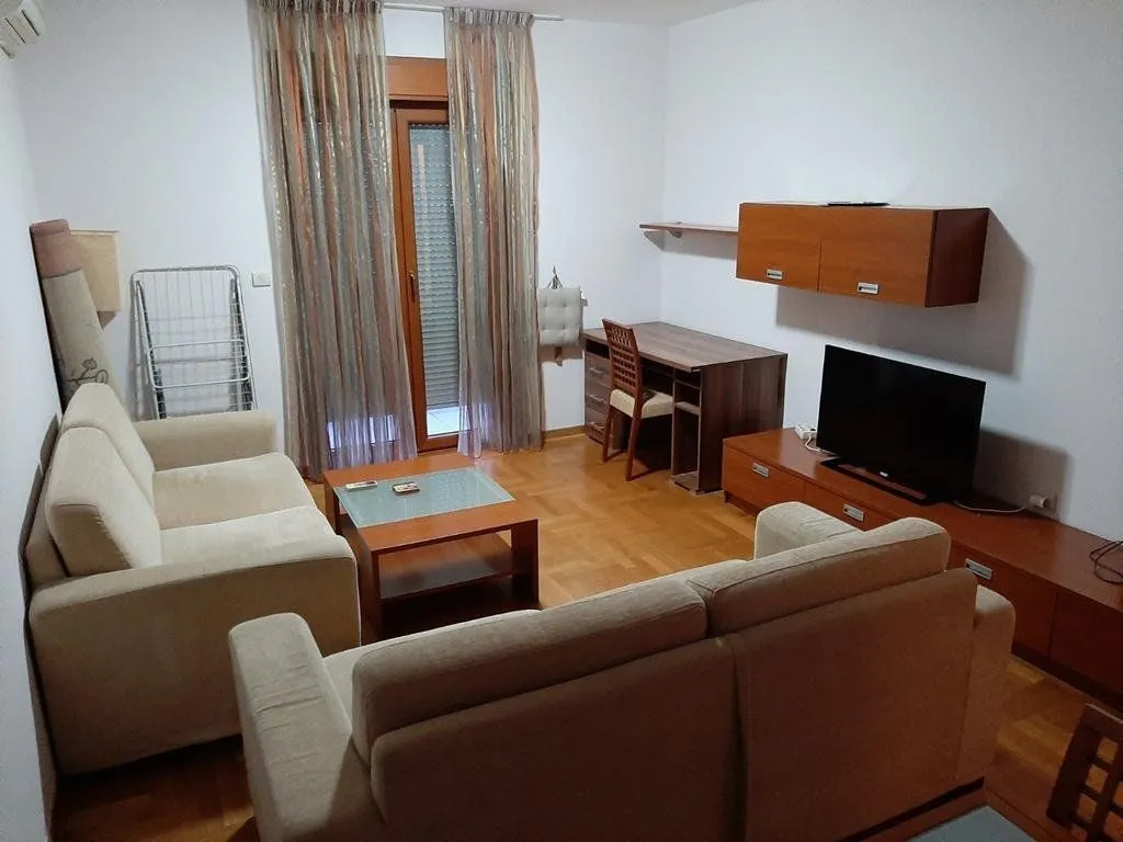 Rent, one bedroom apartment, 55m², Preko Morače, Podgorica