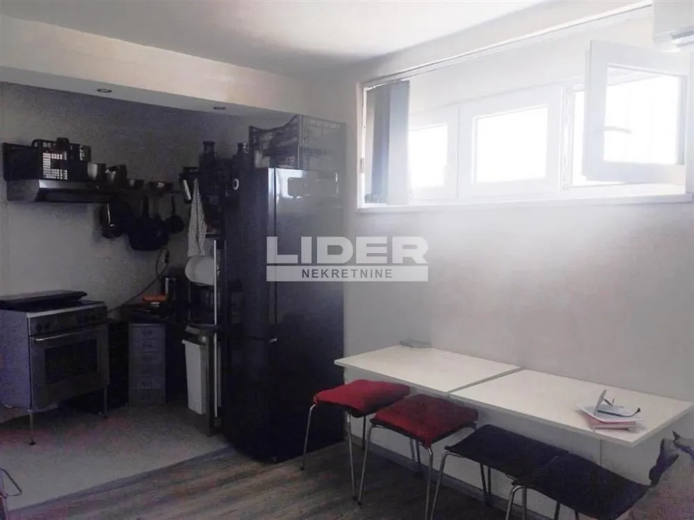 Sale, two bedroom apartment, 43m², Stari Grad, Beograd