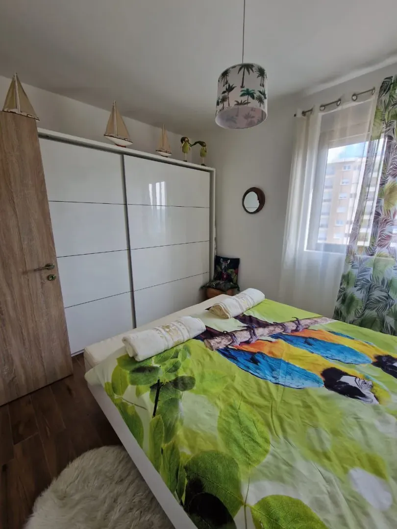 Sale, two bedroom apartment, 63m², Centar, Bar
