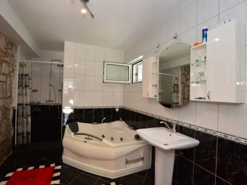 Prodaja, kuća, 91m², Kumbor, Herceg Novi - image 19