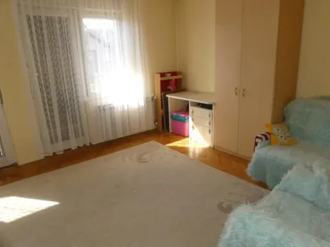 Prodaja, kuća, 340m², Levač, Jagodina - image 28