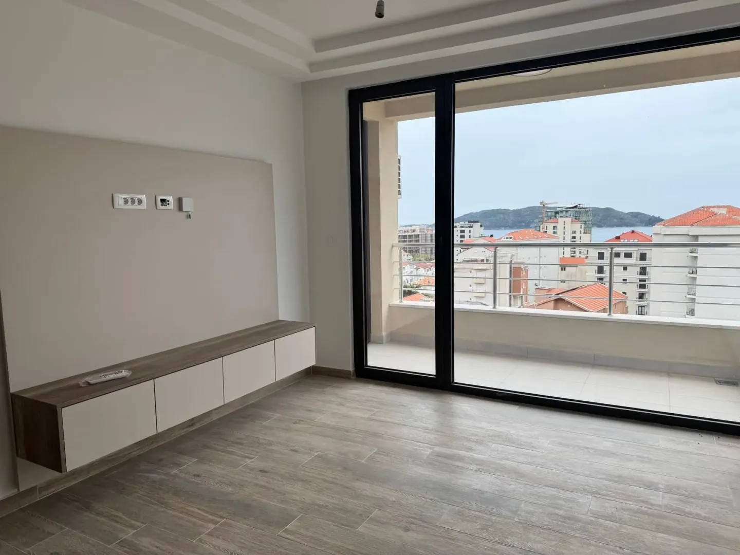 Sale, two bedroom apartment, 52m², Bečići, Budva